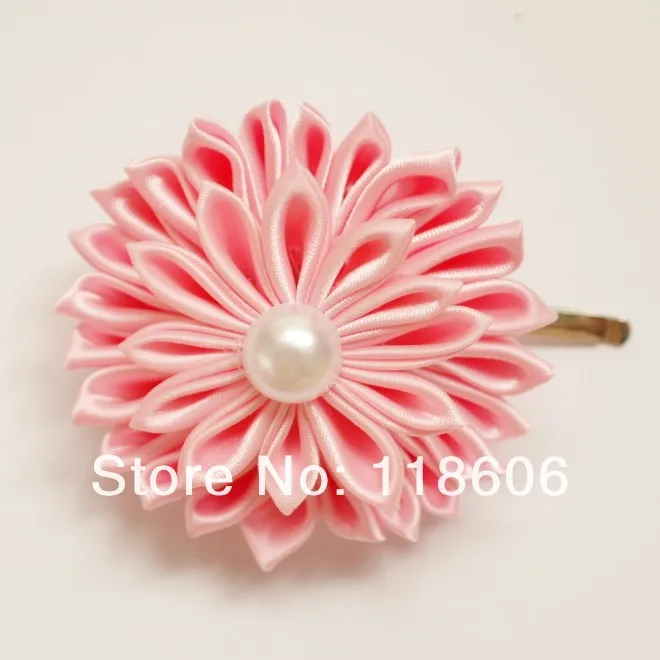 Ribbon kanzashi flower hairclip.jpg