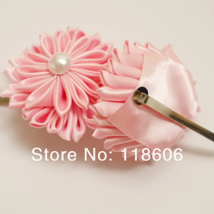 pink kanzashi hair accessory.jpg