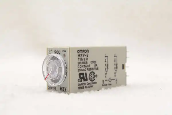 High Quality relay with socket