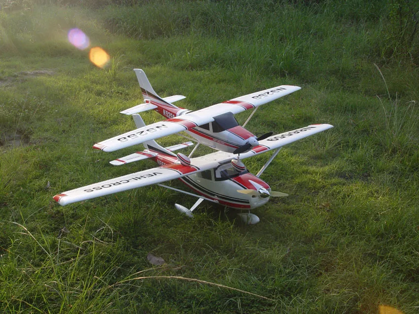 1.9CESSNA002