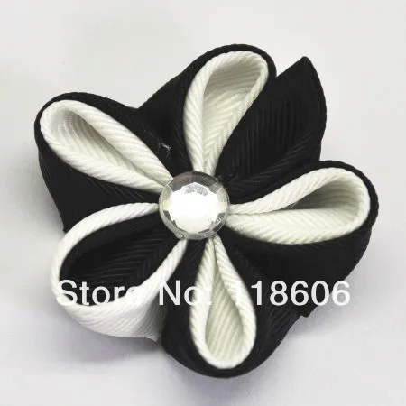 black and white kanzashi hair accessory.jpg