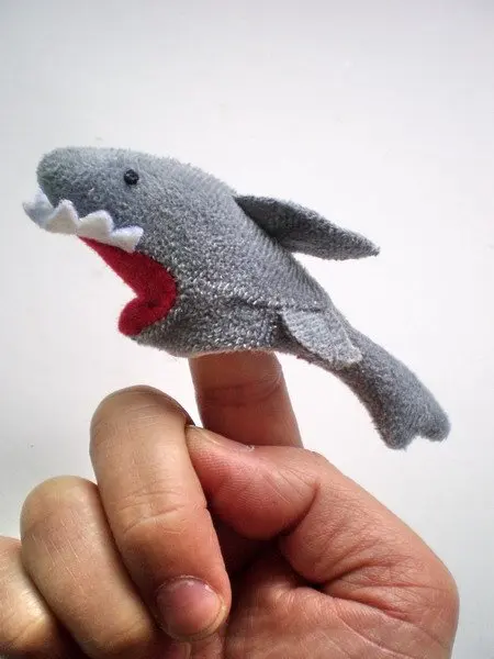 shark finger puppet
