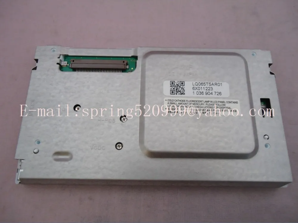 Sharp LQ065T5AR01 LCD display for Mercedes screen