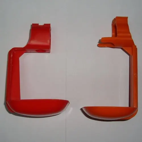 Poultry nipple Drip Cup . Material:PP.