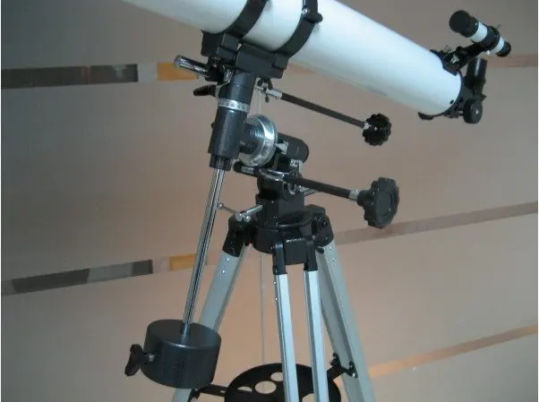 80 900 3.jpg