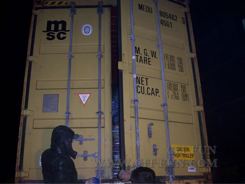 LOAD CONTAINER 02