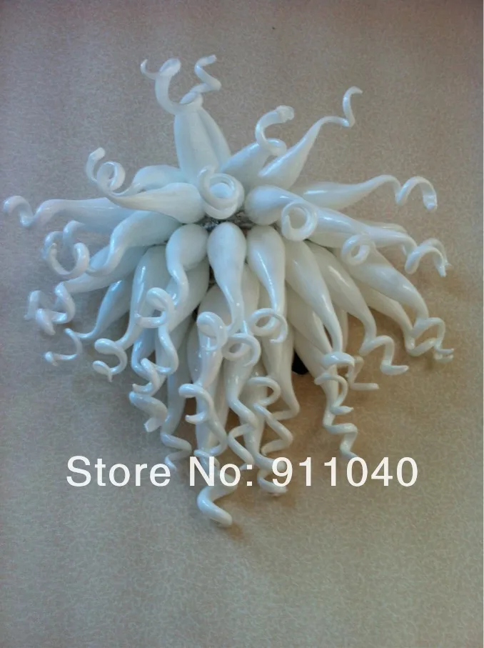 NW02 another white wall light.jpg