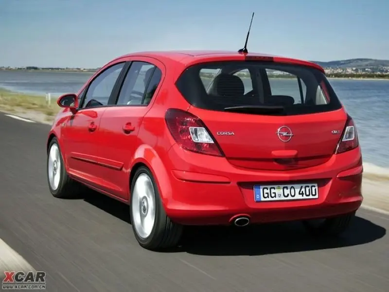 Corsa2.jpg
