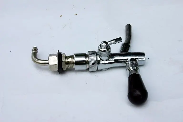 BEER TAP ED-8109.jpg