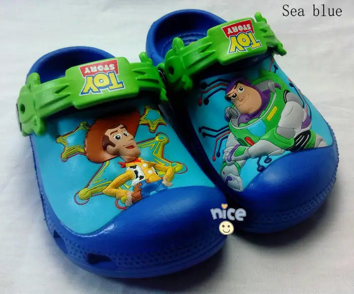 buzz lightyear slippers