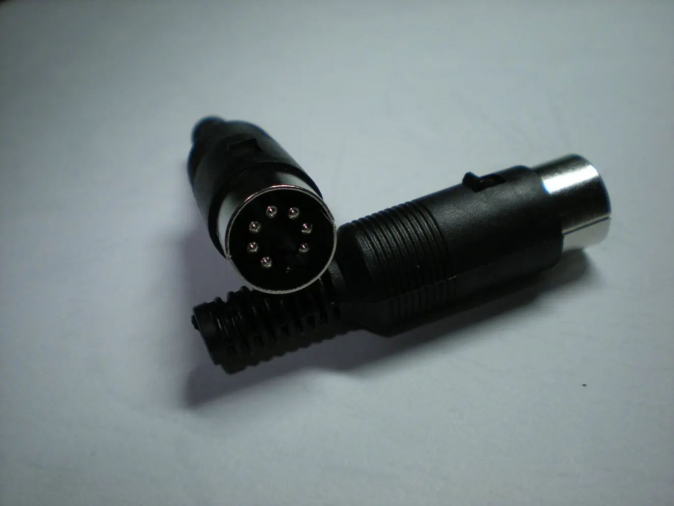 7pin-male-2