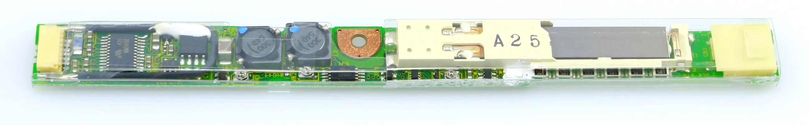 TOSHIBA M100 R200 G71C0002K210 2.jpg