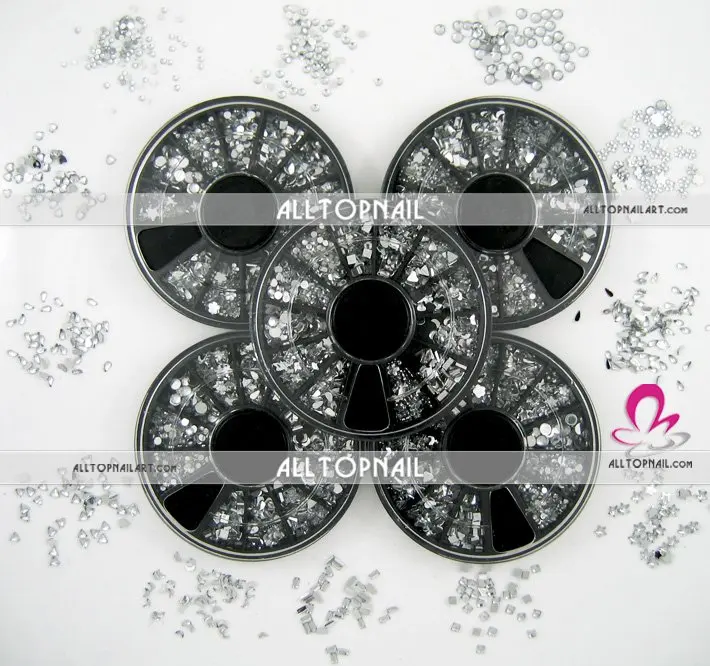 Acrylic Nail Rhinestones Wheels IMG_1890.jpg