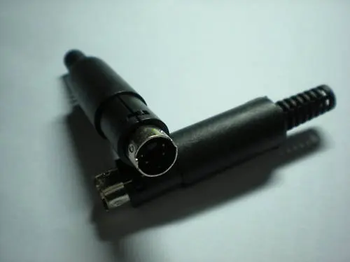 mini din plug 4 pin.jpg