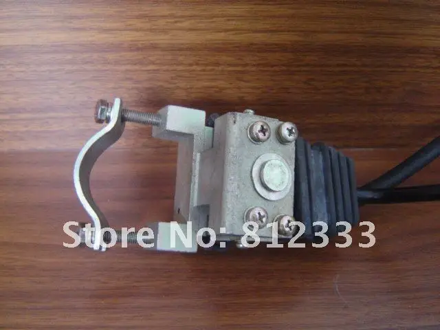 F R SWITCH-3.JPG
