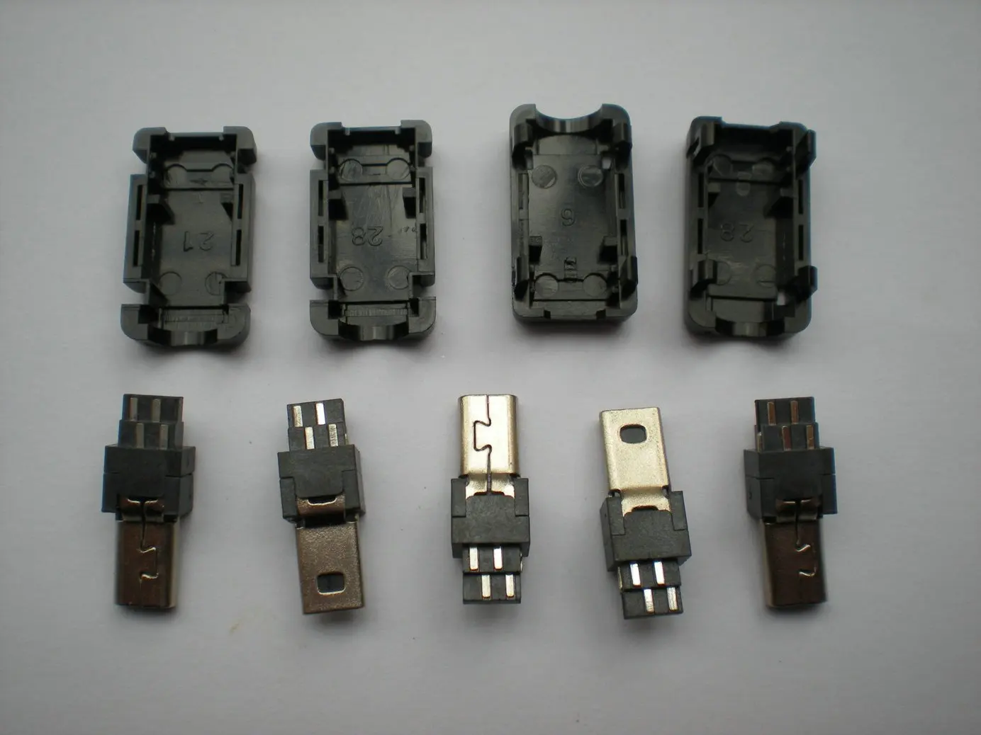 M USB 8pin M. 1.JPG