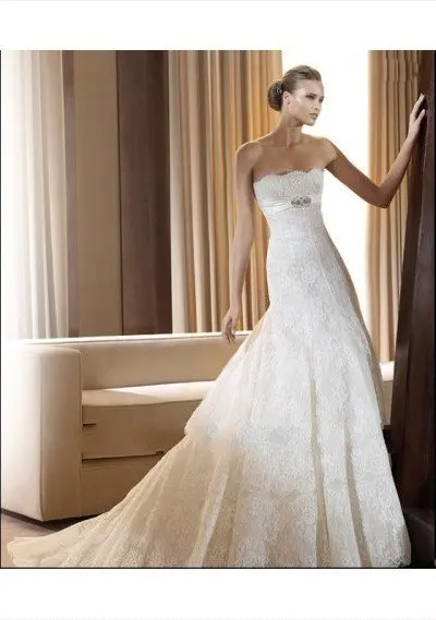 straight lace wedding dress