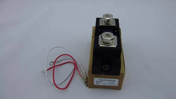 Fornecimento de Fábrica Relé de Estado Industrial Sólido Ssr-h3250zf 250a 7 China relay harness hid kit Suppliers