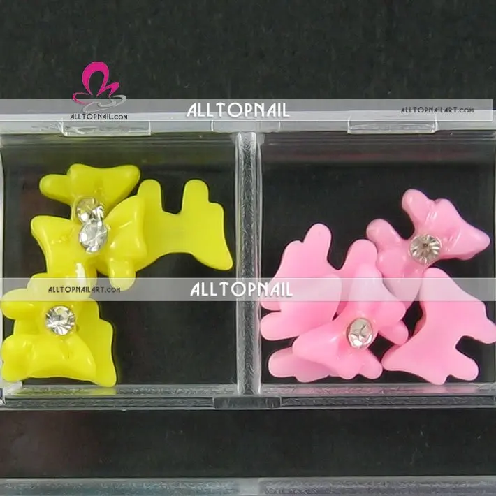 Resin_Nail_Art_Bowties_IMG_4378-2.jpg