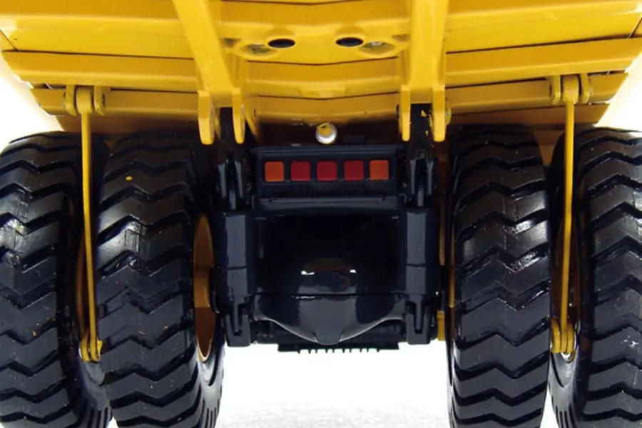 605D (1).jpg