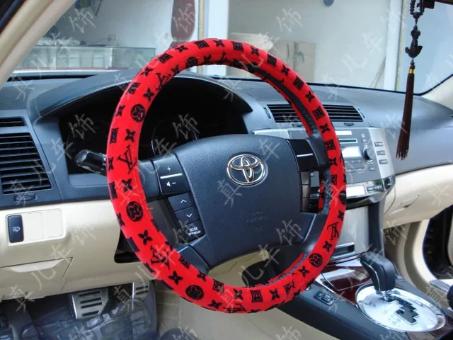 Does Mackel have a Louis Vuitton steering wheel cover? :  r/90dayfianceuncensored