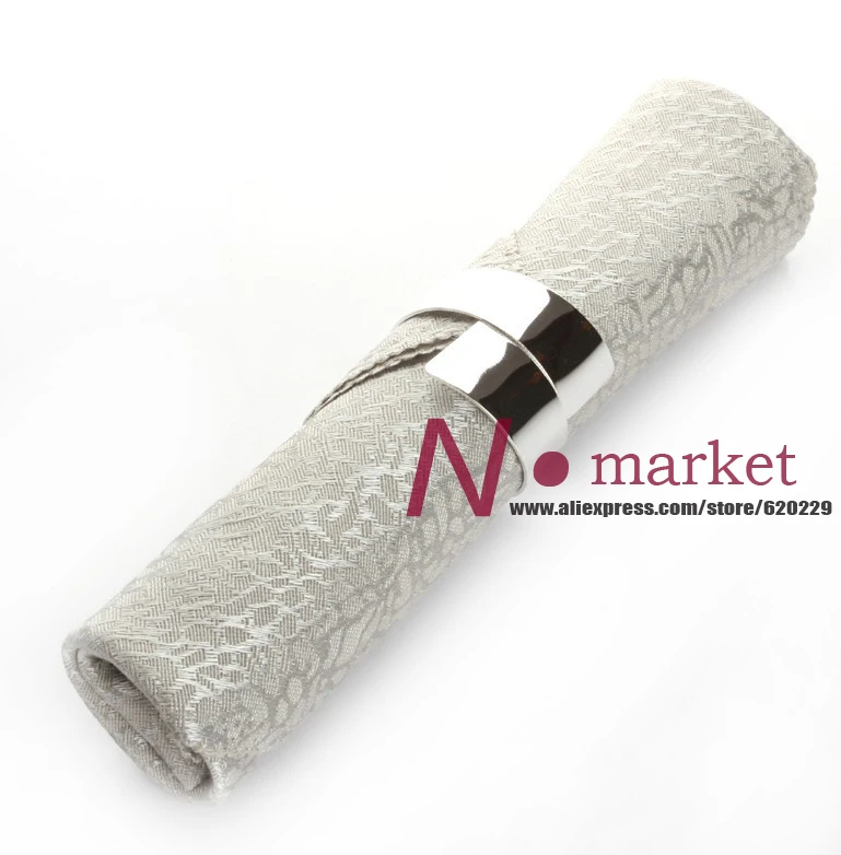 8 silver napkin ring.jpg