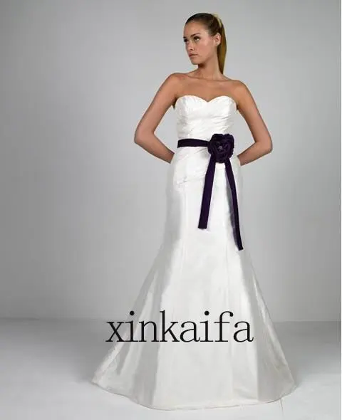 White wedding dress with black sash Clearance