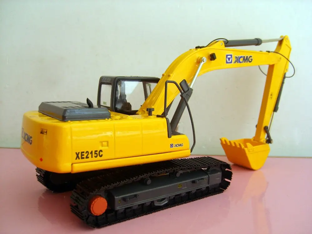 XE215C (5).jpg