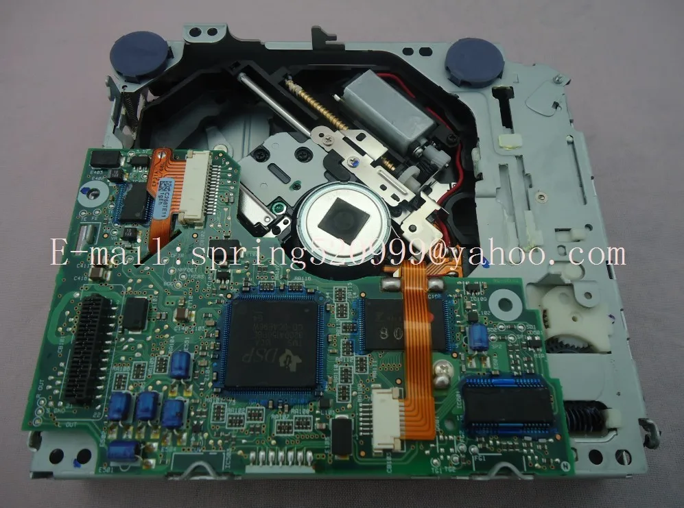 DP23S AP07 CD mech with MP3 mercedes'
