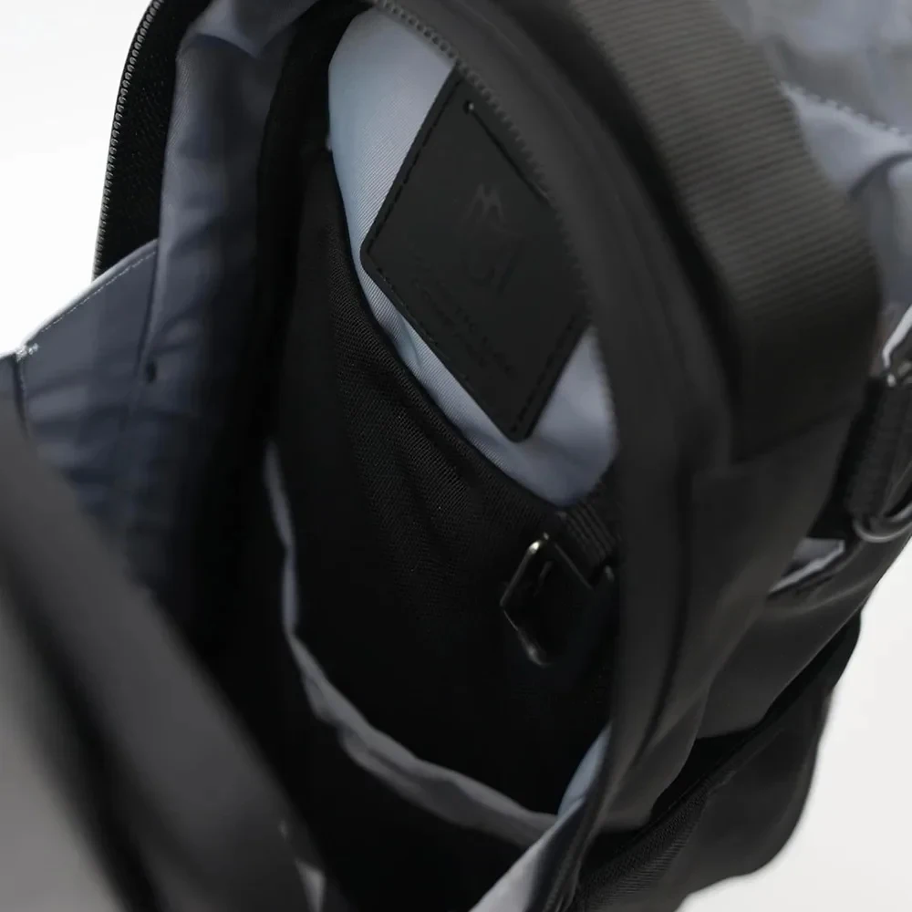 Magnetic Water Bottle Pouch Bag Gym-Specific Water Cup Holder with Strong Magnet for Outdoor Sports & Activities Cup Holder Bag