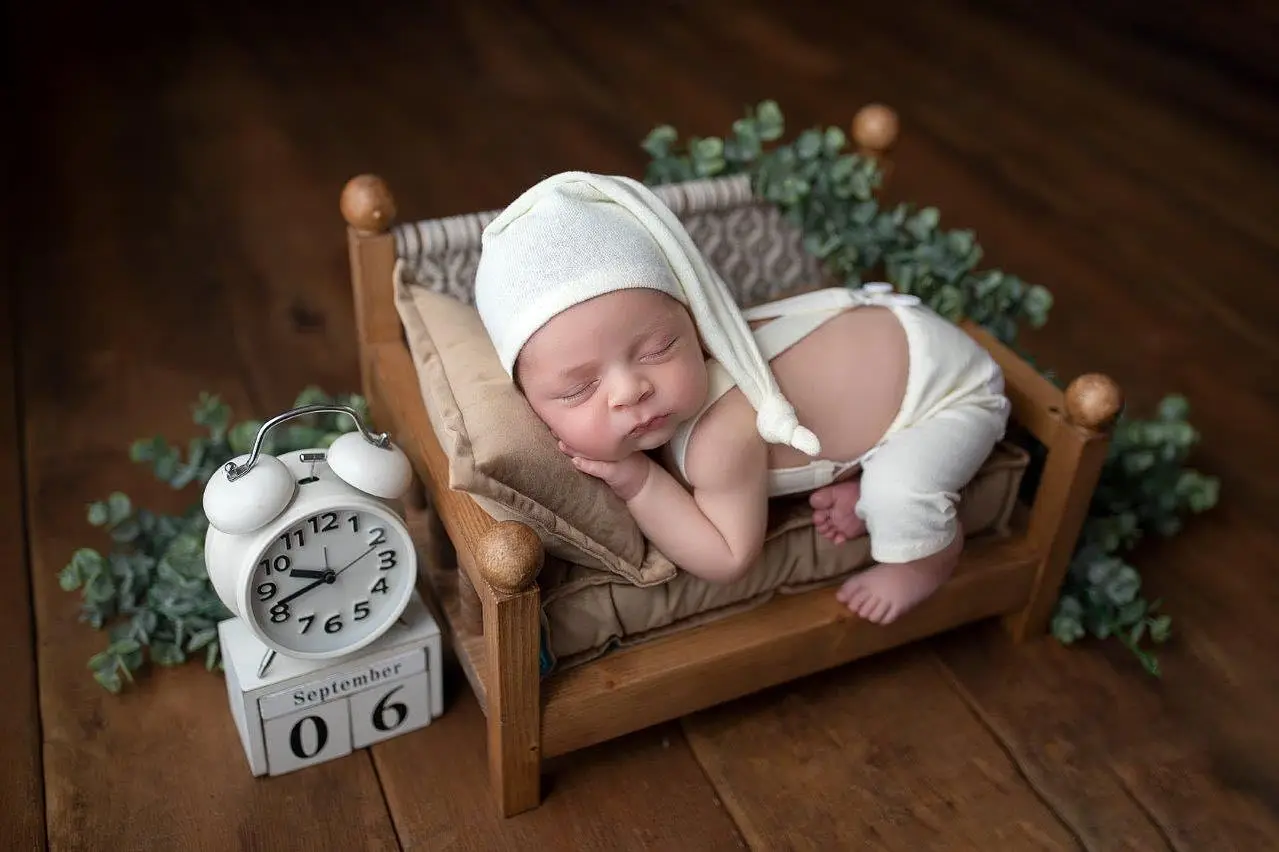 Newborn Poser 'Create-a-Nest'™ Cover Fletcher (Grey) | Baby boy photography,  Baby girl photography, Newborn photography tips