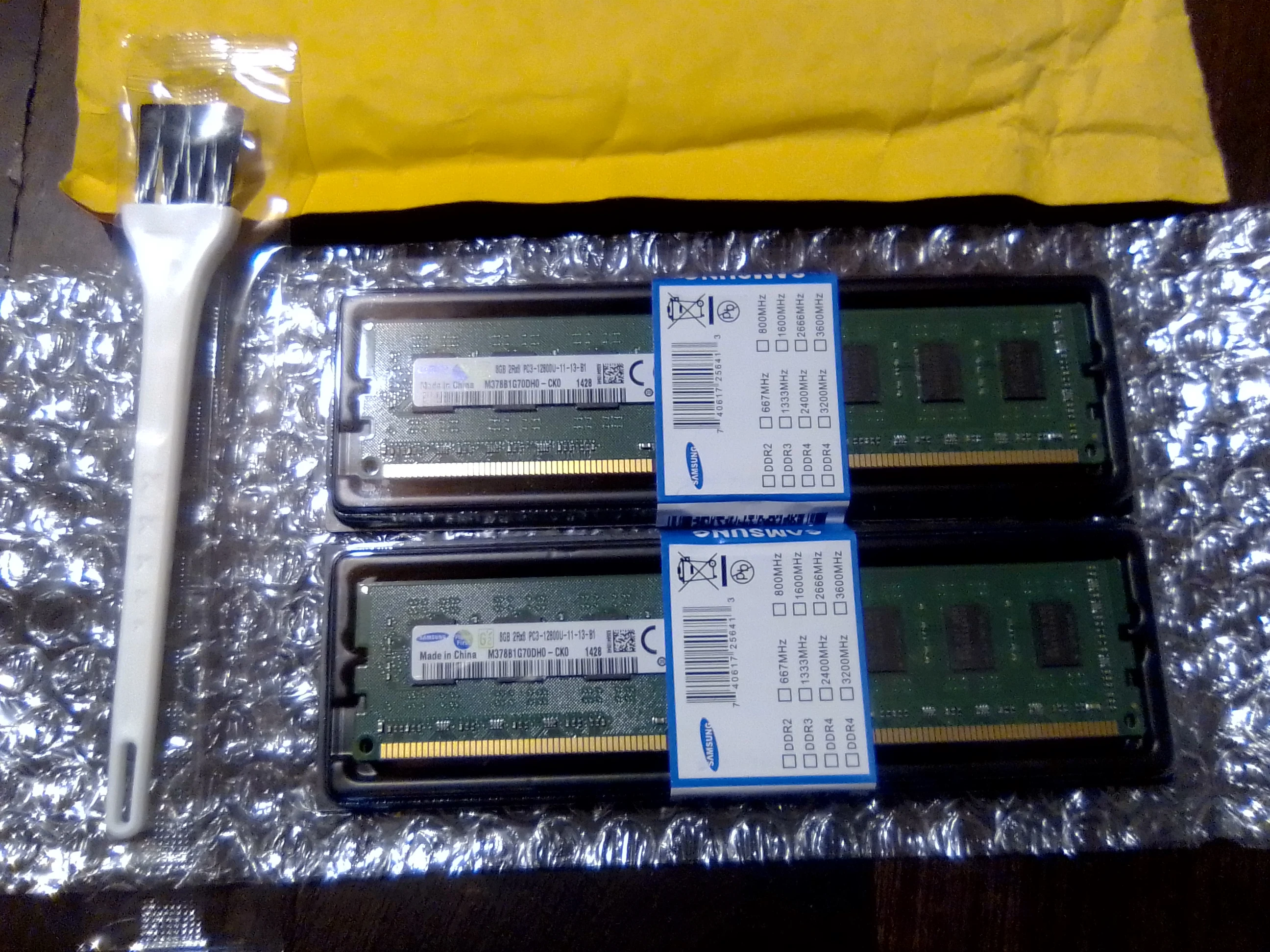 SAMSUNG DDR3 RAM 8GB 4GB 2GB 1600MHz Desktop Memory PC3-12800U DIMM 240Pins 1.5V Memoria RAM DDR3 photo review