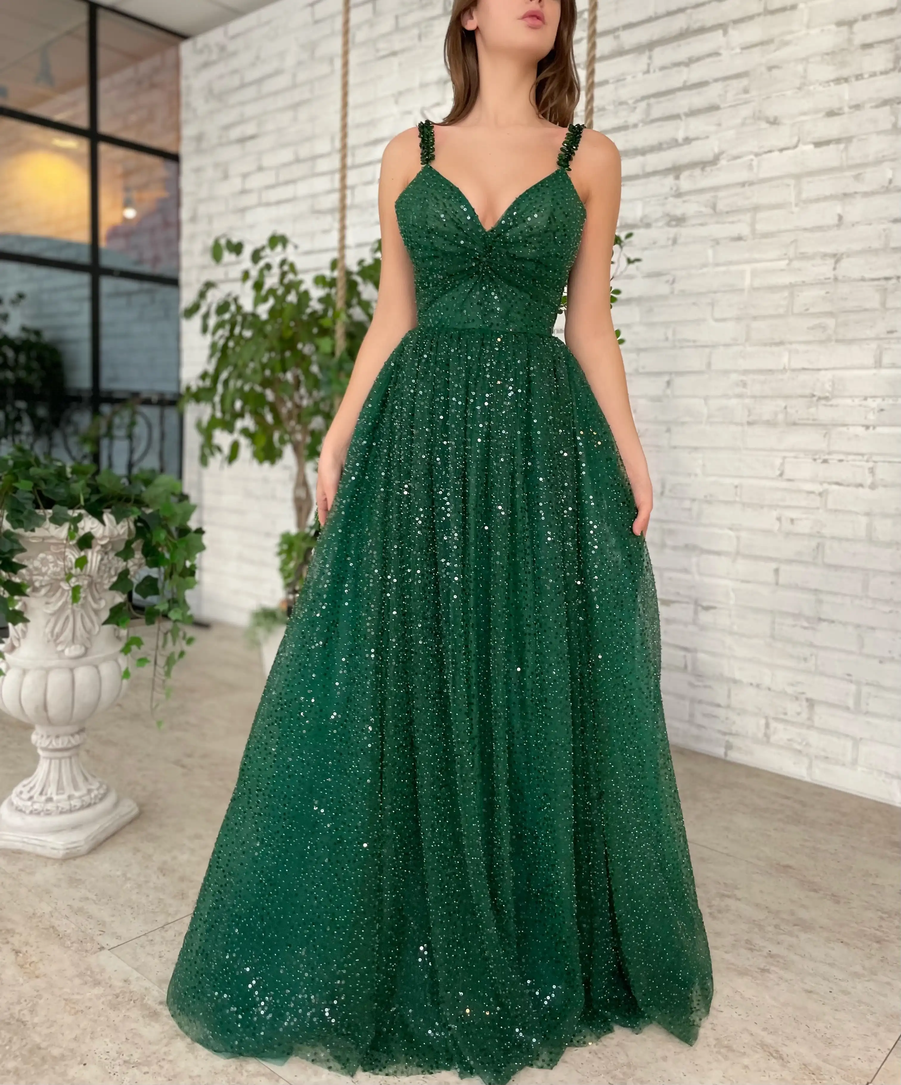 

Women's Sparkly Sequin Prom Dresses V-neck Luxury Dark Navy Ball Gown Sexy Backless Beading Formal Occasion Evening Gowns 2024