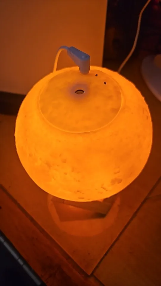 Luminária Lua com Umidificador