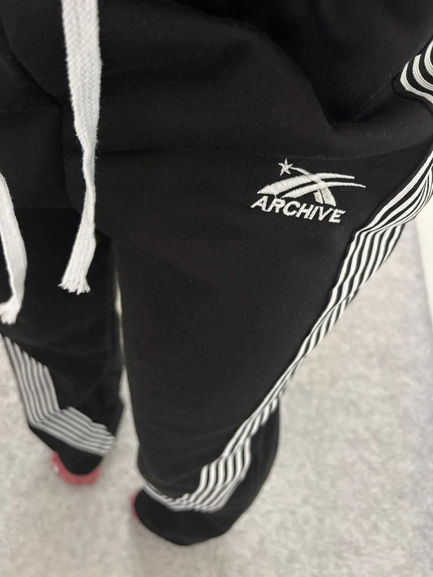 Versatile Y2 K Black Gray Joggers for Stylish Comfort photo review