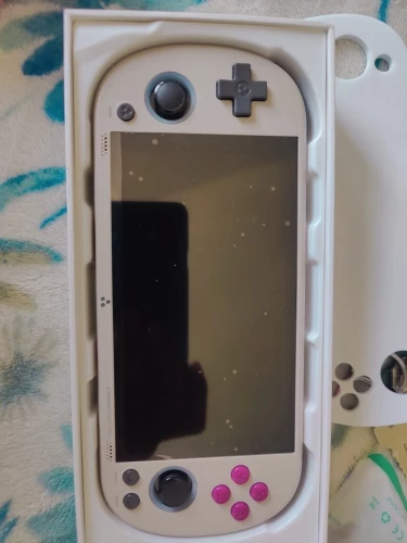 Retroid Pocket 5 Handheld Game Console photo review