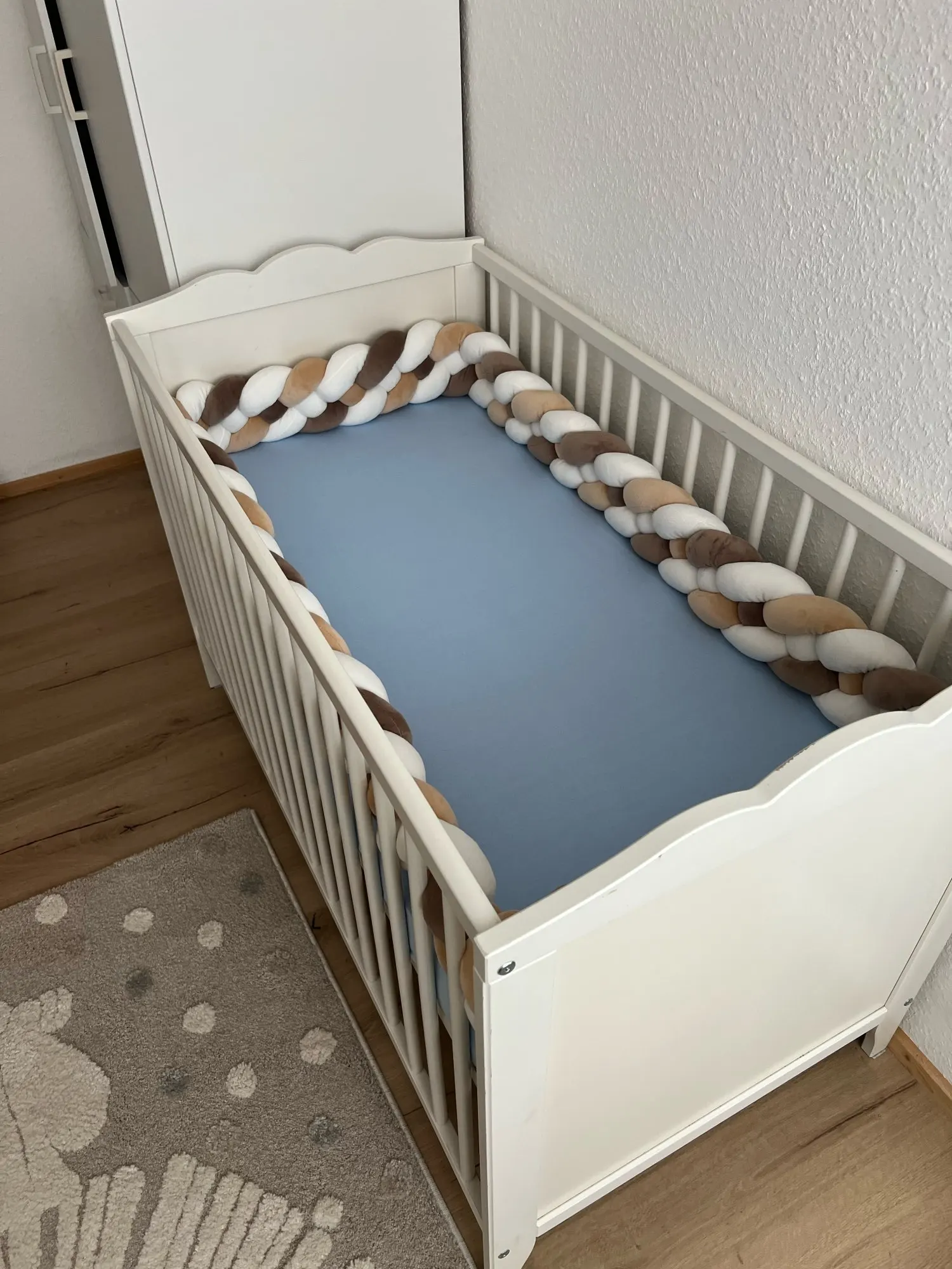 1-3.6M Braided Baby Bed Bumper Handmade Knotted Weaving Plush Crib Protector Infant Knot Pillow Baby Room Decor photo review