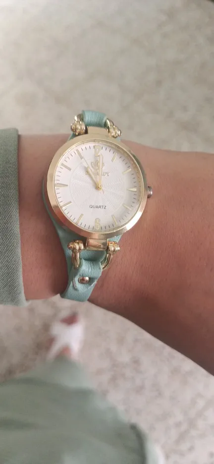 2024 Women's PU Leather Thin Strap Quartz Watch photo review