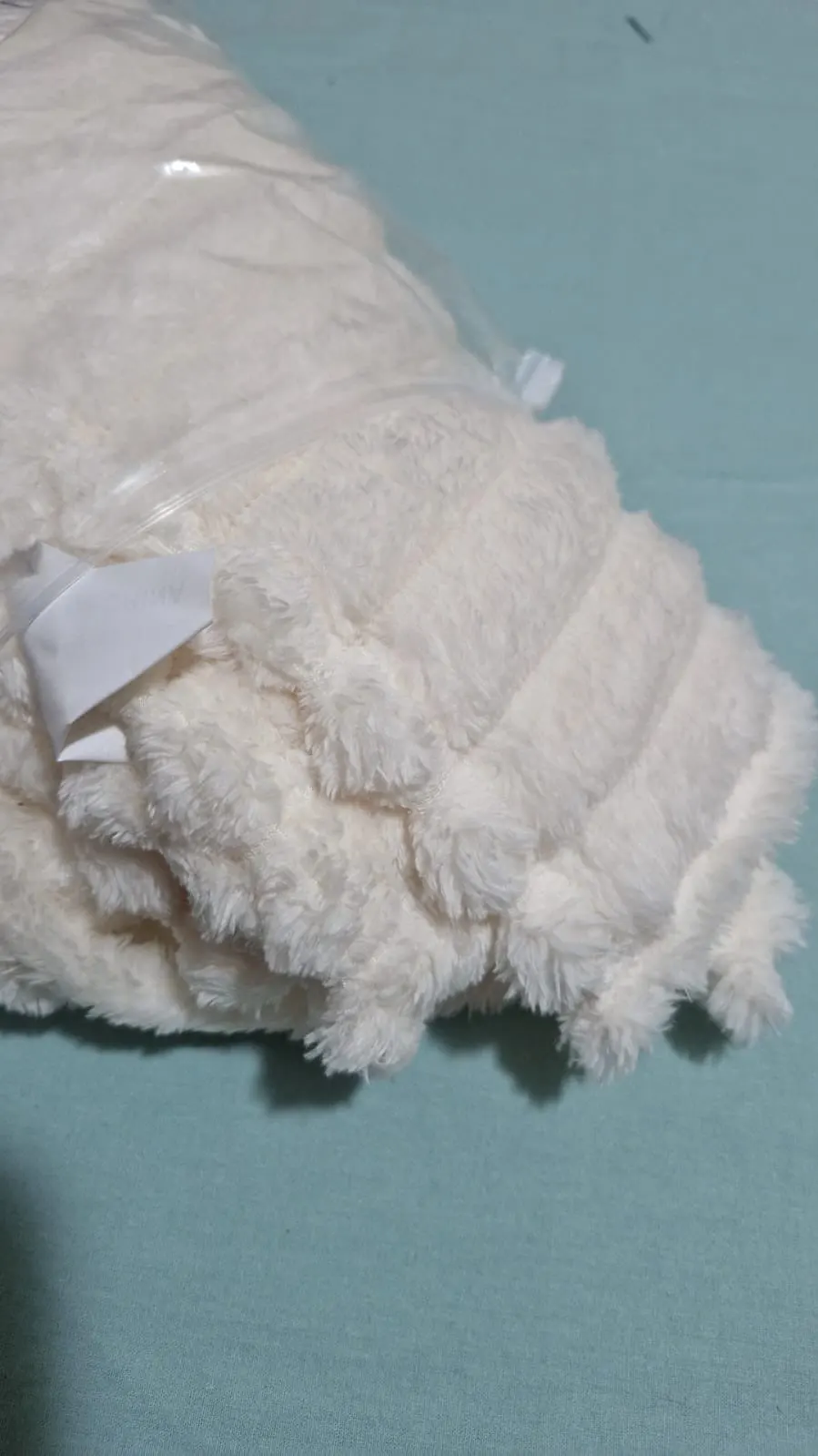 VelvetComfort – Kuschelige Luxusdecke für stilvolle Wärme photo review