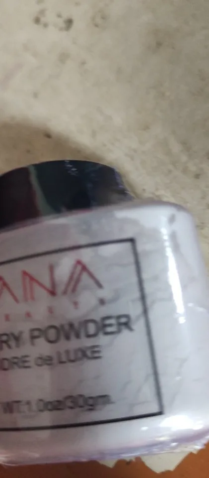 4 Color Luxury Powder for Women Face Foundation Banana Powder Bottle Loose Powder Authentic Oil-Control Beauty Make Up Art Tools photo review