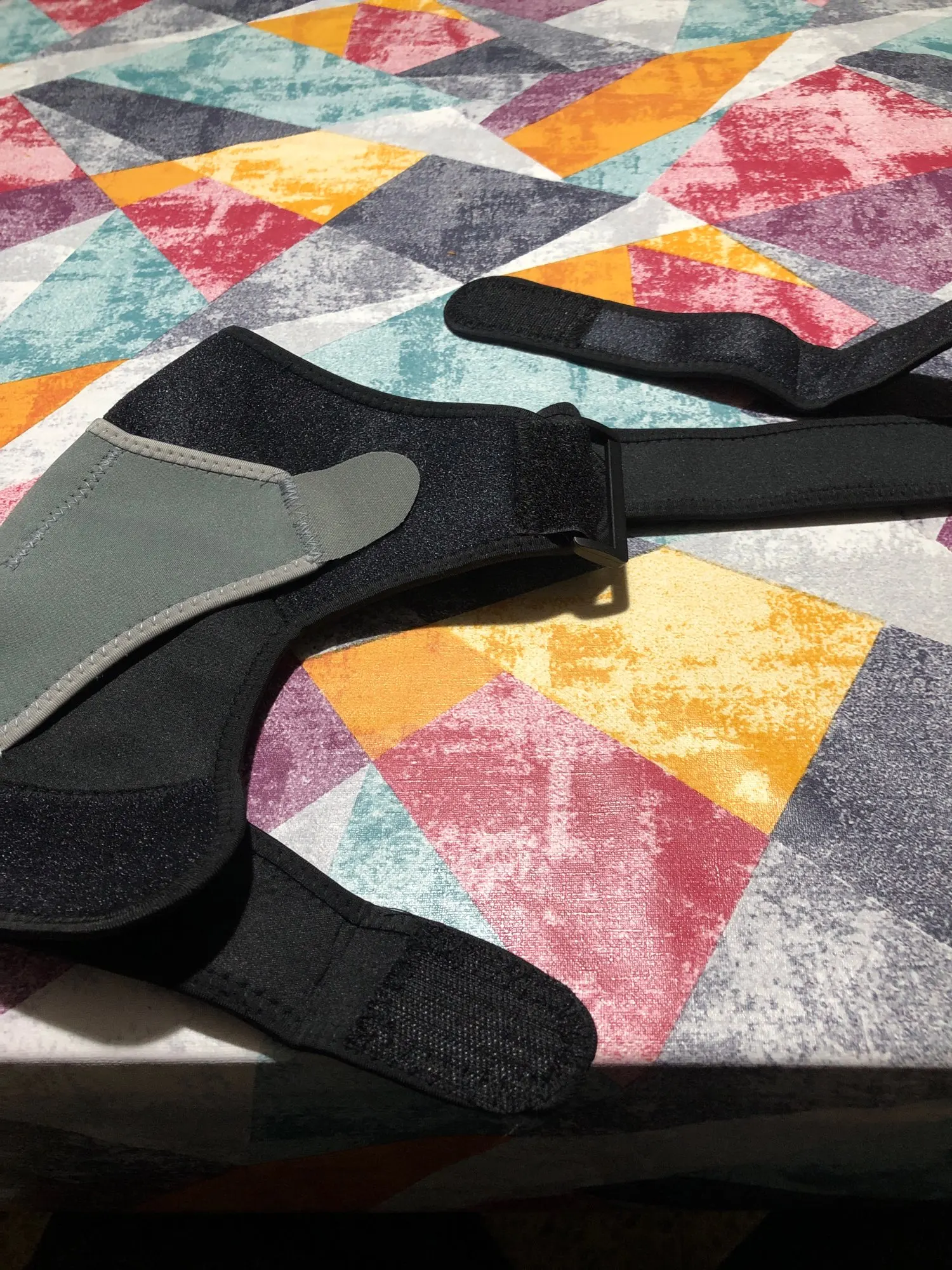 Compression Shoulder Brace Lulunami