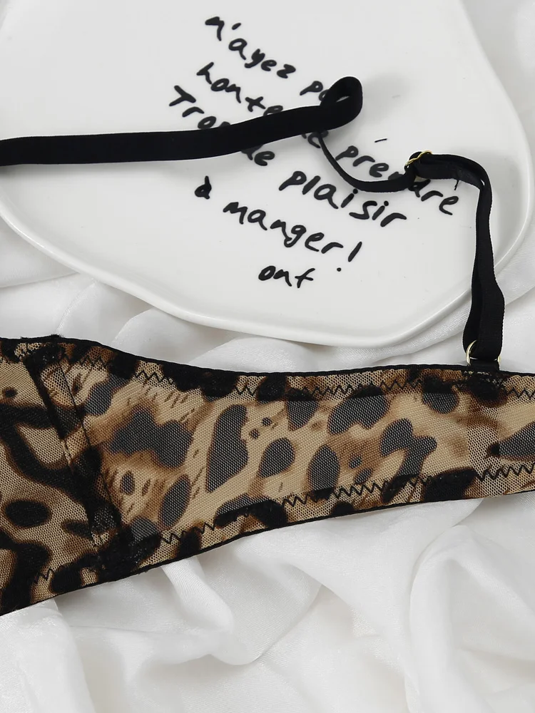 Sexy Underwire Bra Set Leopard Print Mesh Sheer Slim Lingerie Thong Women Large Size Bralette with Pants Suit