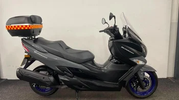 NUOVO Scooter Comuter 400cc ad Alte Prestazioni 2023 in Condizioni Eccellenti