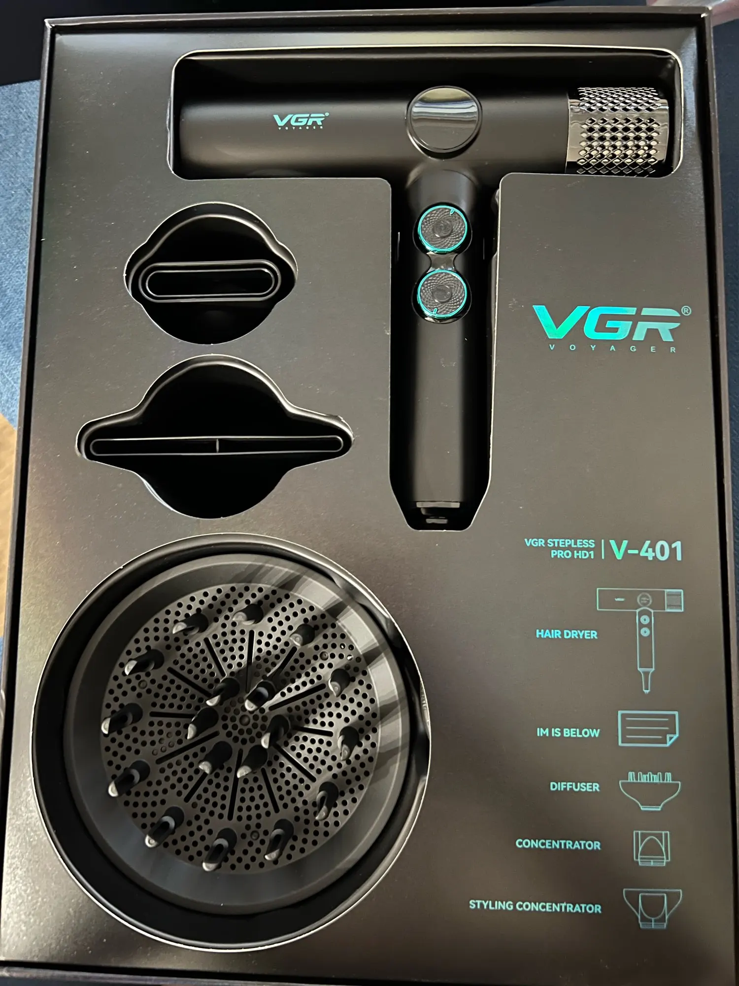 VGR Hair Dryers Professional Air Blower Negative Ion Hair Dryer 110000 RPM Hair Dryer Machine BLDC Motor Barber Salon V-401 photo review