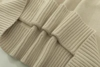 Pull à col rond avec surpiqûres inversées sur tout le vêtement, style unisexe 8