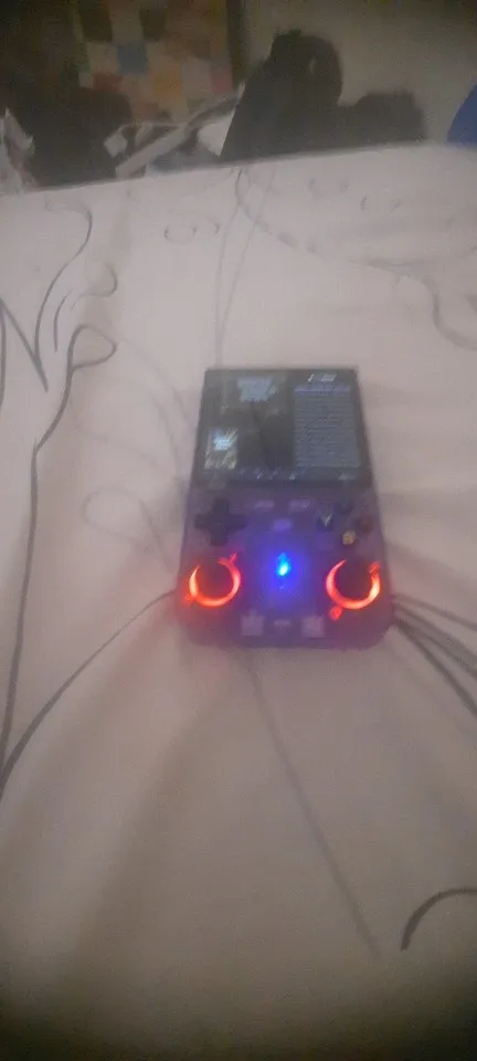 R36 ULTRA photo review