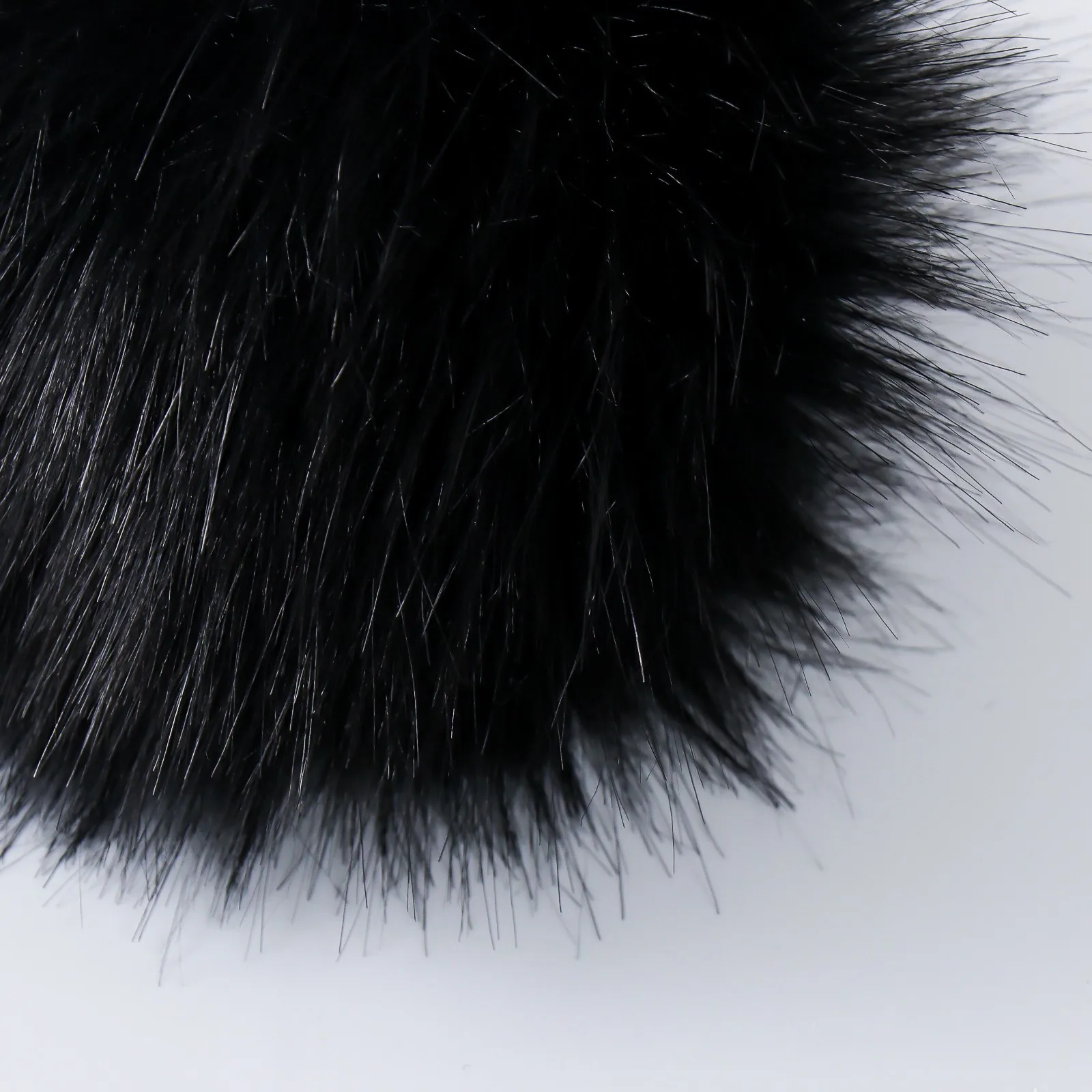 Рисунок 2 - Помпон искусственный мех песец