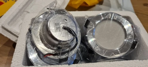 10 pièces/lot Led Downlight 220v plafonnier 5W 9W 12W plafonnier encastré Led rond panneau lumineux 15W 18W projecteur éclairage intérieur photo review