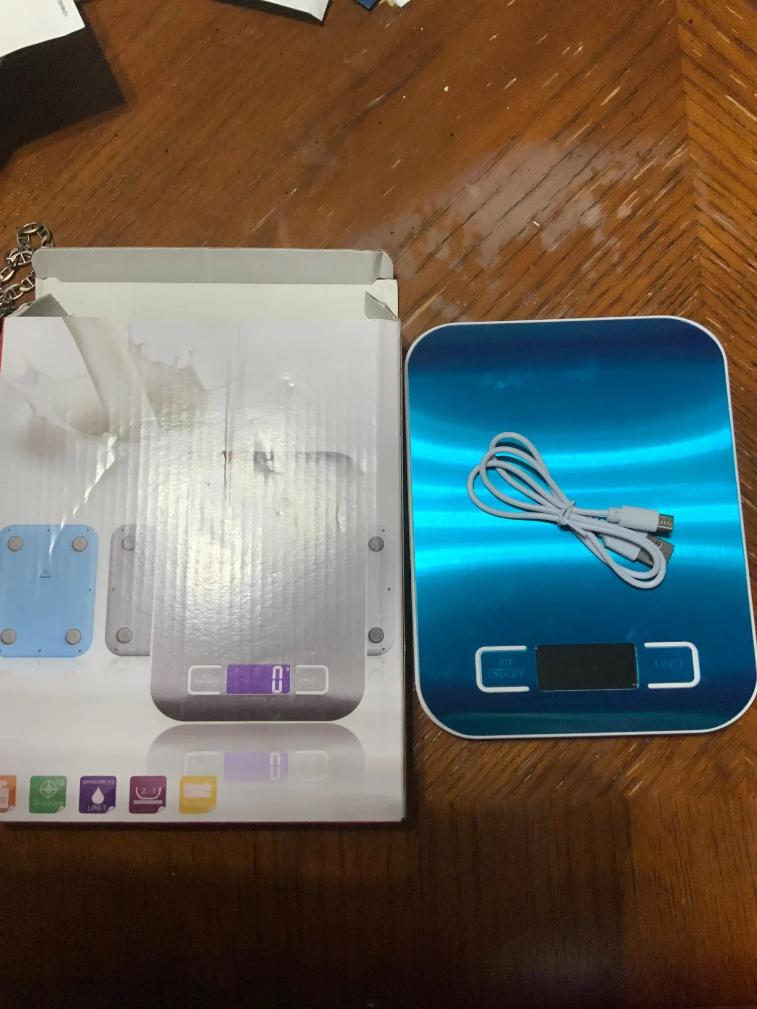 Precise Plate: 10KG Stainless Steel Kitchen Scales - LCD Display for Precision Electronic Weighing, Ideal for Food, Diet, and Postal Needs photo review