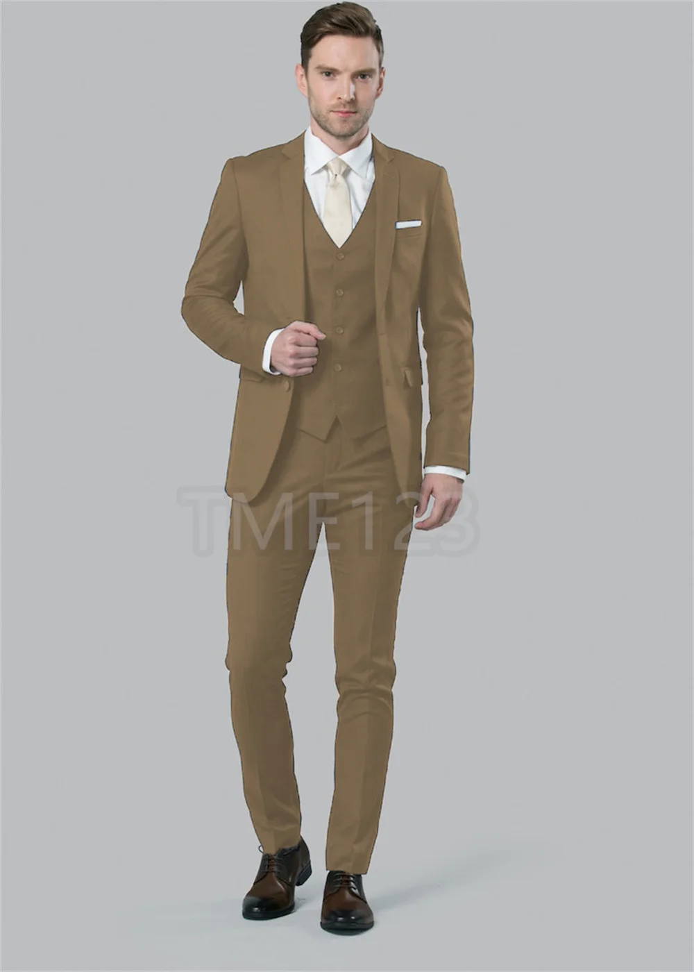 Description Picture 6 of itemNew Arrival Navy Blue 3 Pieces Business Men Suits Slim Fit Peak Lapel One Button Tailor Made Terno Masculino (Jacket+Pants+Vest）